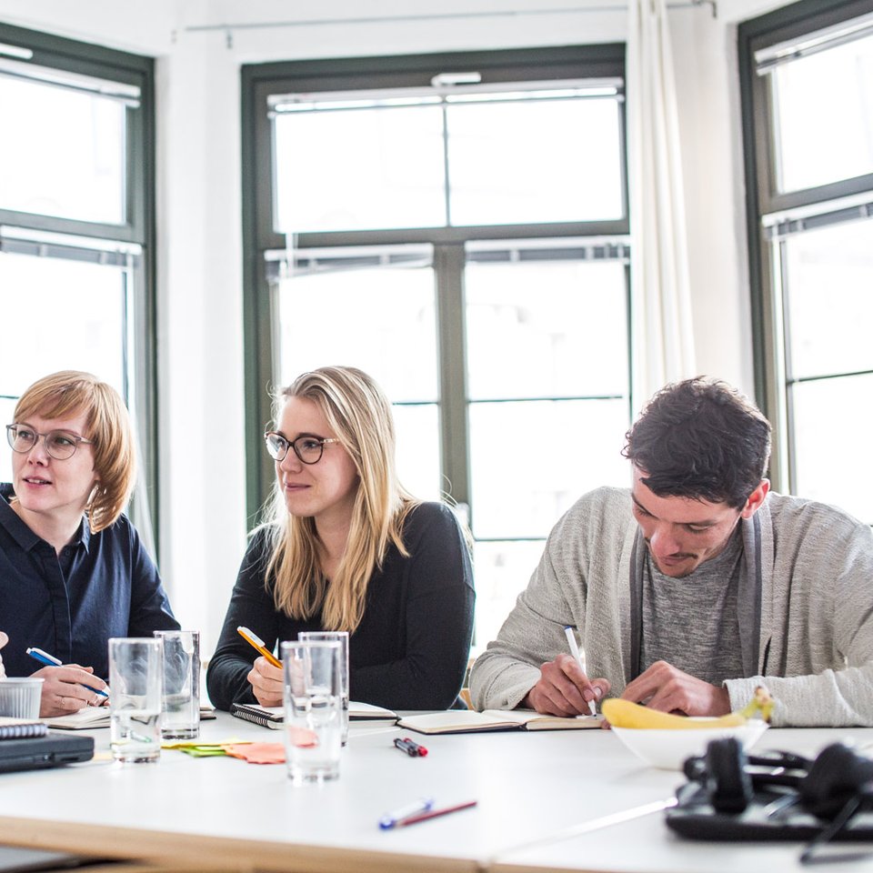 BER Mit Associates arbeiten NEU 2020